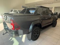 2023 Toyota
Hilux 4x4 2.8L DSL D/C 6AT Rogue