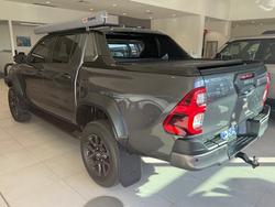 2023 Toyota
Hilux 4x4 2.8L DSL D/C 6AT Rogue