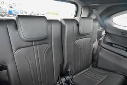 2025 Isuzu
MU-X LS-T