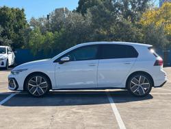 2025 Volkswagen
Golf 110TSI R-Line