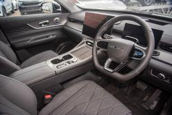 2025 Chery Tiggo 8 Super Hybrid Ultimate