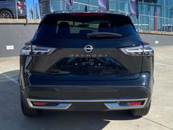 2025 Nissan
QASHQAI Ti