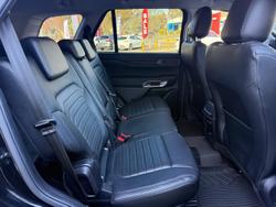 2022 Ford
Everest Sport