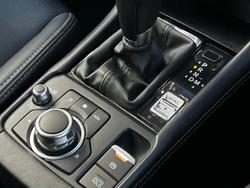 2019 Mazda
CX-3 sTouring