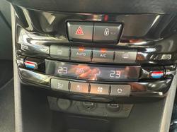 2014 Peugeot
2008 Outdoor