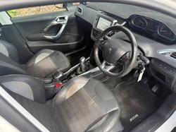 2014 Peugeot
2008 Outdoor
