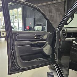 2025 RAM
1500 Laramie Sport Hurricane SO RamBox