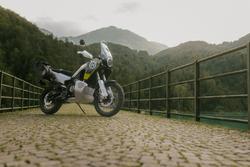 2025 Husqvarna Norden 901 Expedition Norden Black
