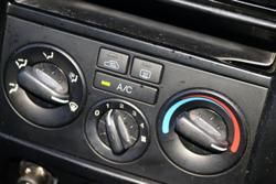 2004 Hyundai
Elantra