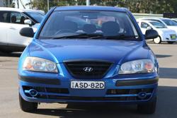 2004 Hyundai
Elantra