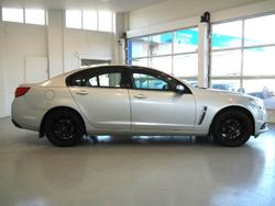 2013 Holden
                Commodore International