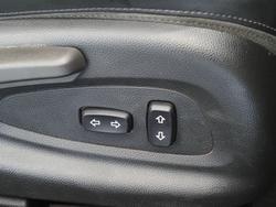 2013 Holden
                Commodore International