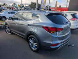 2017 Hyundai
Santa Fe Highlander