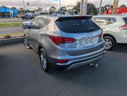 2017 Hyundai
Santa Fe Highlander