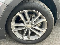 2017 Hyundai Santa Fe Highlander