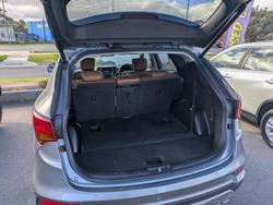 2017 Hyundai
Santa Fe Highlander