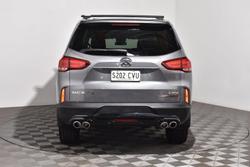 2022 LDV
D90 Executive