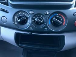 2014 Mitsubishi
                Triton GLX