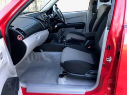 2014 Mitsubishi
                Triton GLX