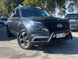 2021 Hyundai
                Venue Active