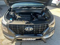 2021 Hyundai
                Venue Active