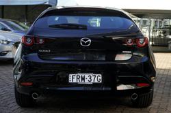 2024 Mazda
3 G20 Evolve