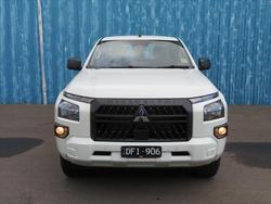 2024 MITSUBISHI
Triton