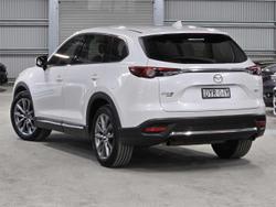 2018 Mazda
CX-9 Azami