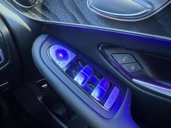 2022 Mercedes-Benz
GLC-Class GLC200