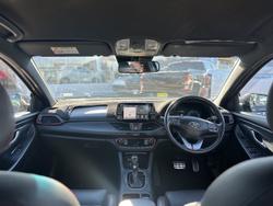2018 Hyundai
                i30 SR
