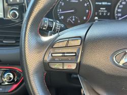 2018 Hyundai
                i30 SR
