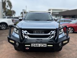 2015 Isuzu
MU-X LS-T