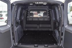 2025 Volkswagen Caddy TSI220