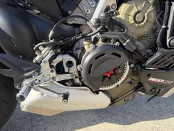 2022 Ducati Streetfighter V4 SP Streetfighter Black