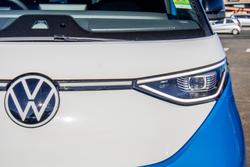 2025 Volkswagen ID. Buzz Pro BEV560 EB MY25 Candy White & Starlight Blue