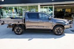 2023 Toyota
Hilux SR5