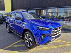 2025 Isuzu
MU-X LS-T