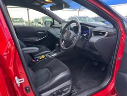 2020 Toyota
Corolla ZR Hybrid