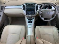 2006 Toyota
Kluger CV