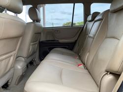 2006 Toyota
Kluger CV