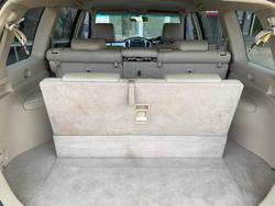 2006 Toyota
Kluger CV
