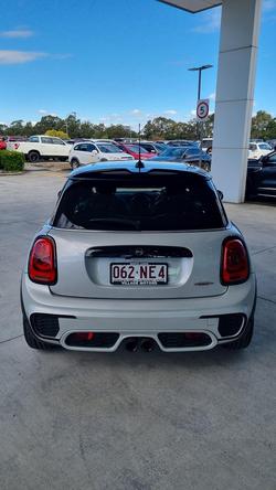 2018 MINI
Hatch John Cooper Works