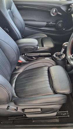 2018 MINI
Hatch John Cooper Works