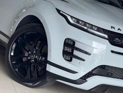 2025 Land Rover
Range Rover Evoque P250 Dynamic SE