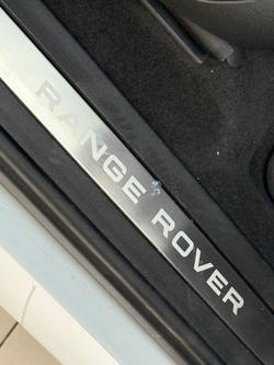 2025 Land Rover
Range Rover Evoque P250 Dynamic SE