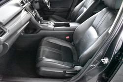 2016 Honda
Civic VTi-LX