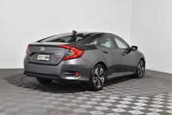 2016 Honda
Civic VTi-LX