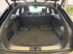 2024 Land Rover Range Rover Velar PHEV P400e Dynamic HSE