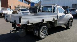2015 Mitsubishi
Triton GLX