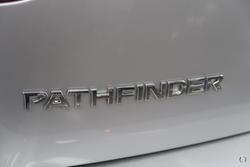 2019 Nissan
Pathfinder ST